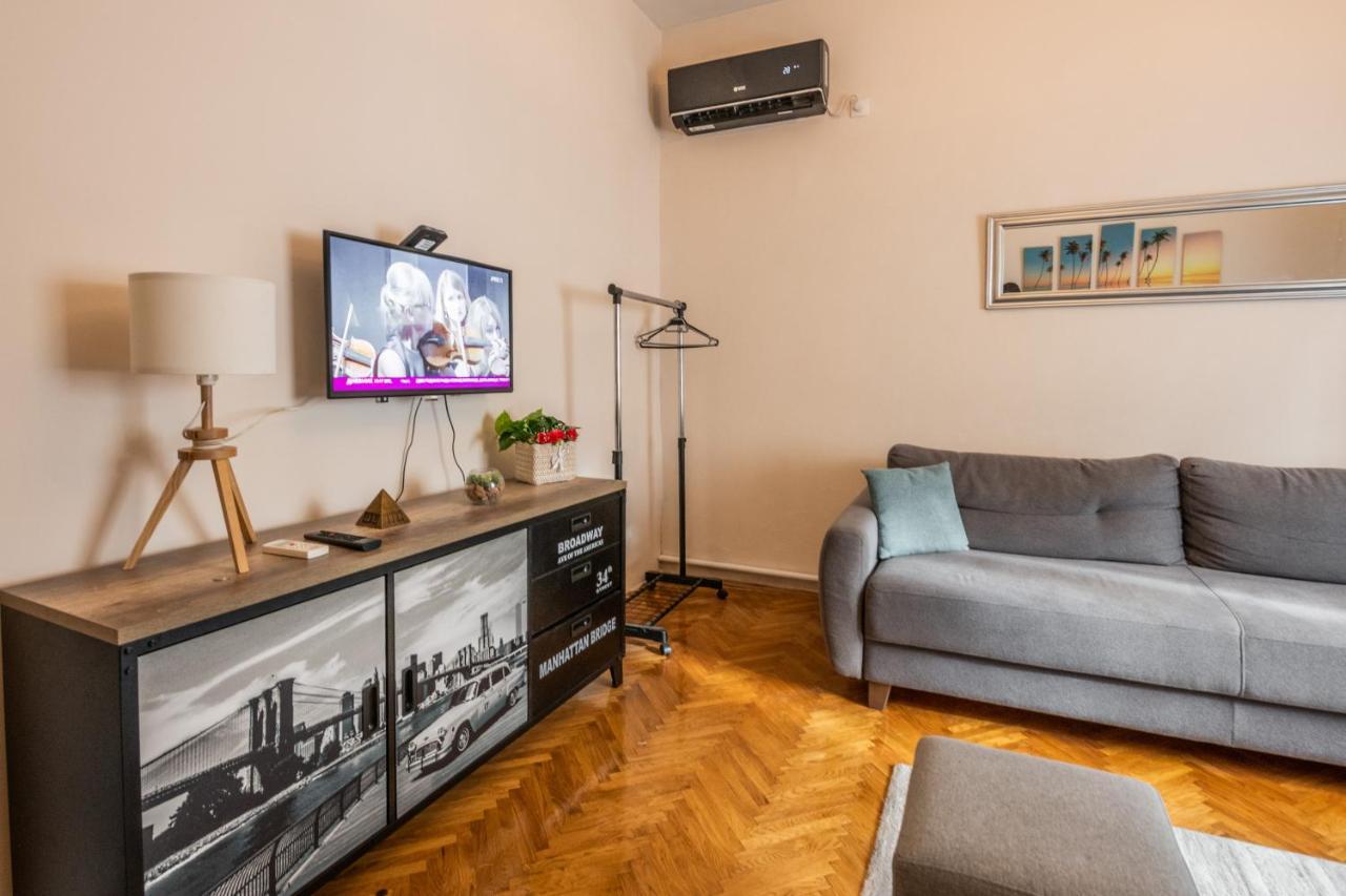 Neimar Apartment With Great Wi-Fi And Free Parking Belgrad Exterior foto